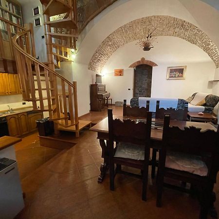Apartamento Happy House - Porta San Giacomo Asís Exterior foto
